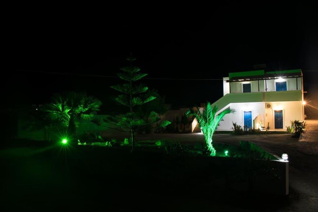 Katerina & Joanna Adamas Studio Milos Exterior photo
